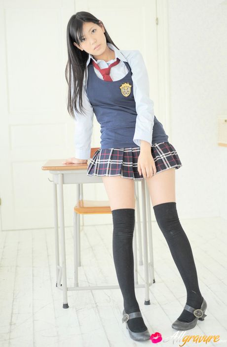 Saemi Shinohara Asian is sexy schoolgirl in uniform and socks