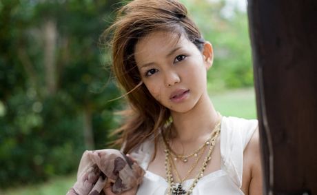 Yura Aikawa - Yura Aikawa cute Asian teen in white dress