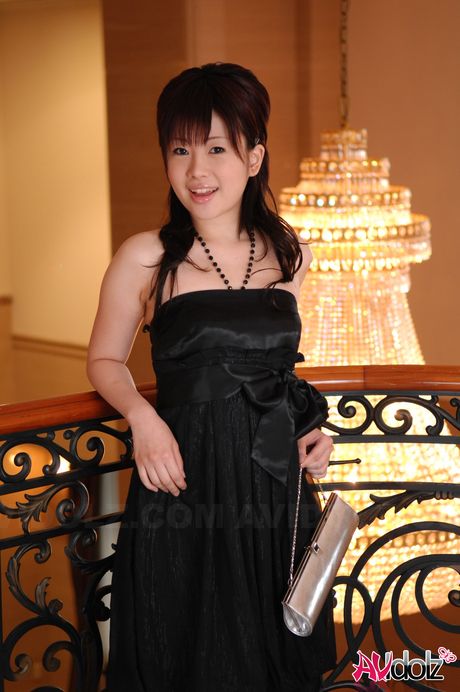 Stunning Japanese babe Hina Kawamura strips and shows her hot body